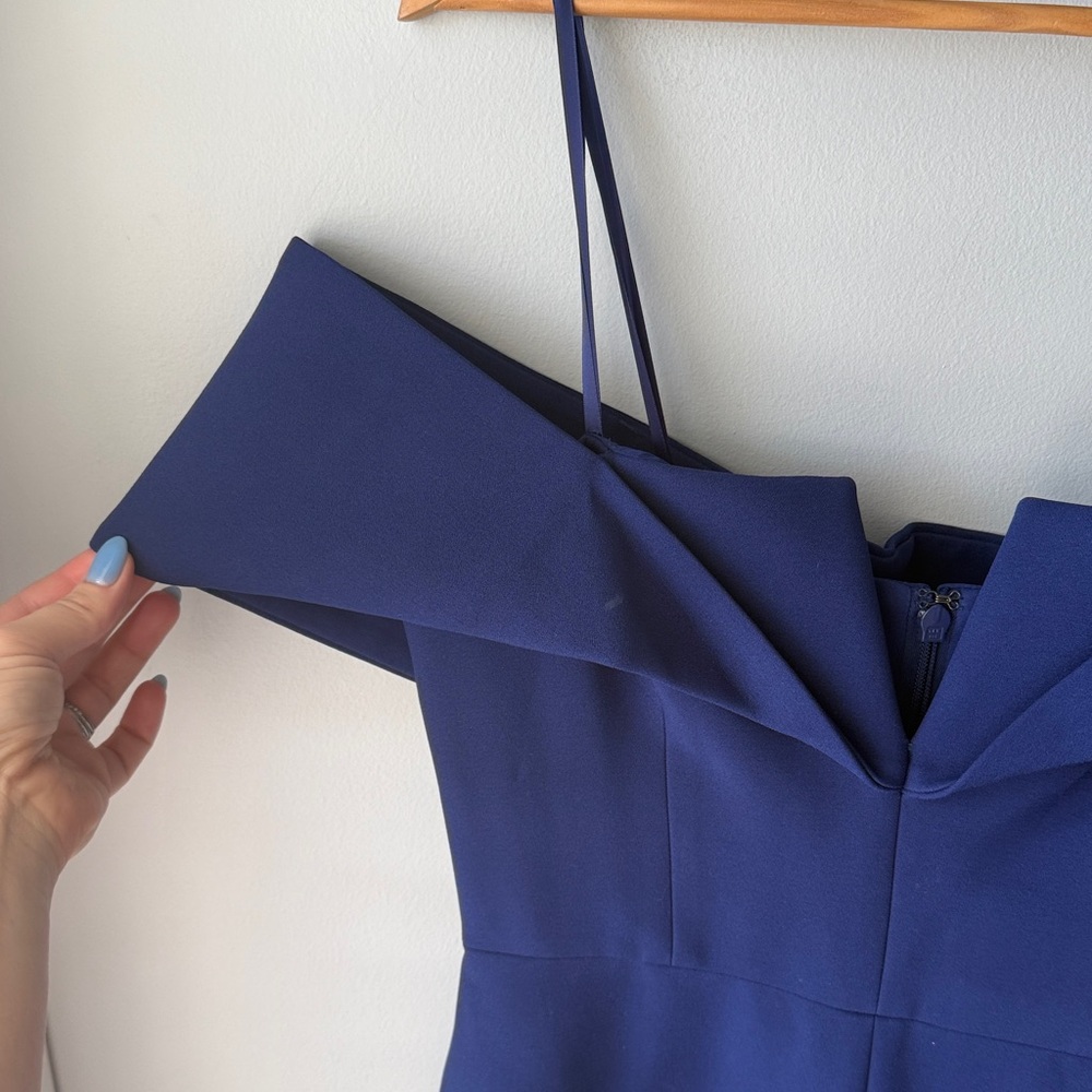 BCBGMAXAZRIA Amalie Off-The-Shoulder Stretch Crepe Gown - Picture 8 of 16